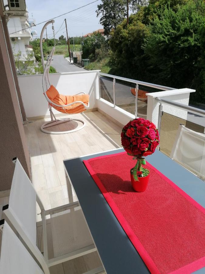 Crystal Blue Apartments Nea Kallikrateia المظهر الخارجي الصورة