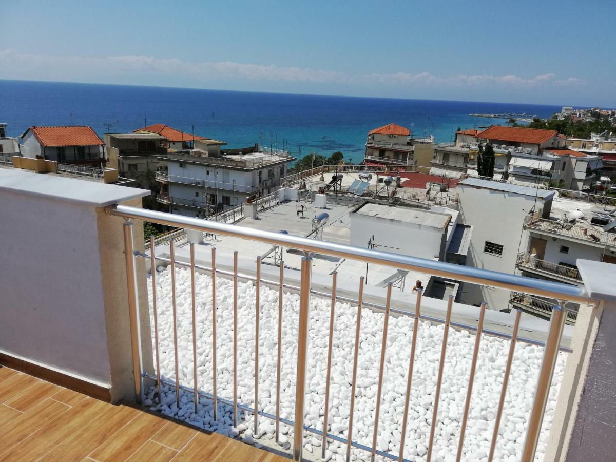 Crystal Blue Apartments Nea Kallikrateia المظهر الخارجي الصورة