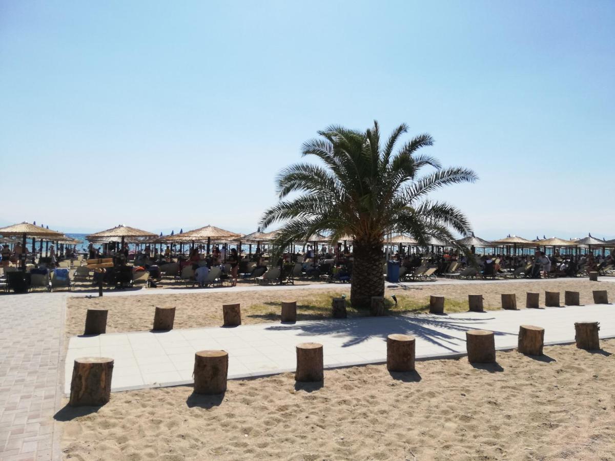 Crystal Blue Apartments Nea Kallikrateia المظهر الخارجي الصورة